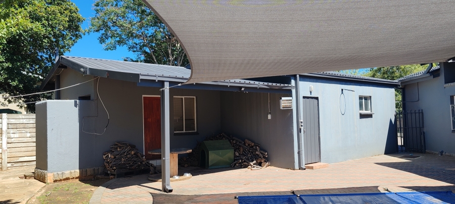 5 Bedroom Property for Sale in Parys Free State